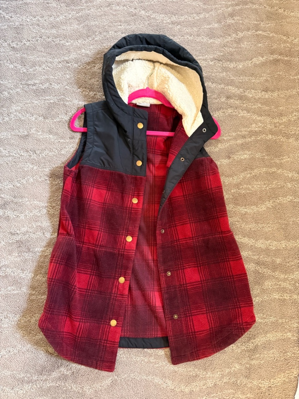 Columbia Plaid Sherpa-Lined Hooded Vest in Red and Black